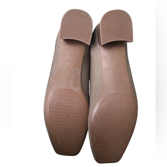 Vivaia Square Toe Chunky Heels - Size 11 - Picture 4 of 6